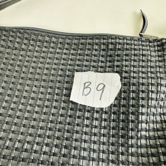 The Sak Elliot Lucca Black Textured Crossbody Shoulder Bags Handbag Purse - Picture 12 of 12